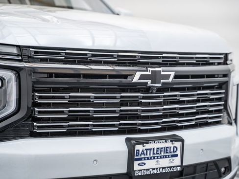 New 2026 Chevrolet Tahoe High Country AWD/4WD image 13