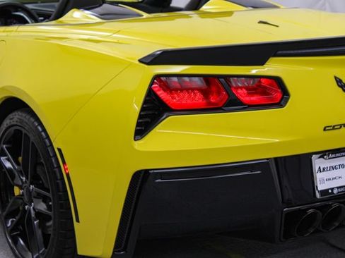 Used 2016 Chevrolet Corvette Stingray Convertible w/ 2LT Preferred Equipment Group RWD image 9