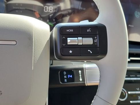 New 2026 Hyundai Santa Fe SE image 6