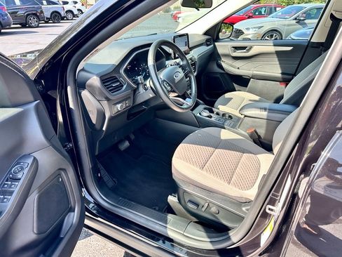 Used 2022 Ford Escape SE w/ Convenience Package image 13