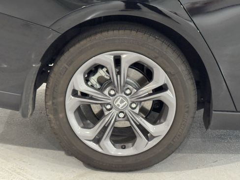 Used 2024 Honda Accord EX image 38