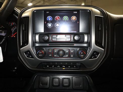 Used 2014 GMC Sierra 1500 SLT w/ SLT Crew Cab Value Package AWD/4WD image 10