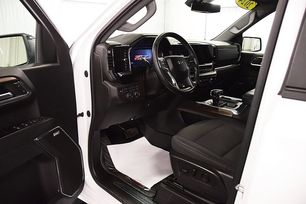 Used 2024 Chevrolet Silverado 1500 RST w/ All Star Edition Plus AWD/4WD image 18
