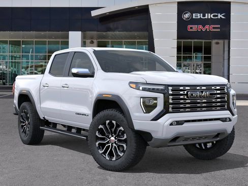 New 2026 GMC Canyon Denali w/ LPO, Black Badging Package AWD/4WD image 7