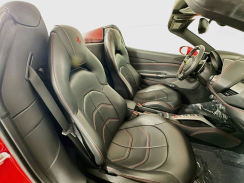 Used 2018 Ferrari 488 Spider RWD image 60