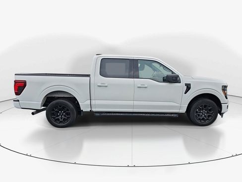 Used 2024 Ford F150 XLT w/ XLT Black Appearance Package RWD image 2