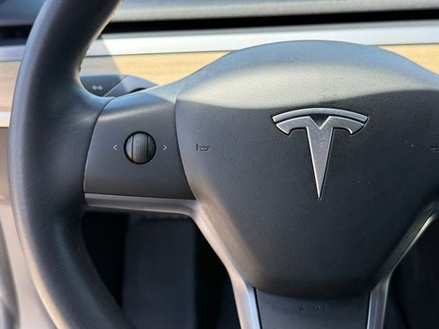 Used 2019 Tesla Model 3 Long Range AWD/4WD image 14