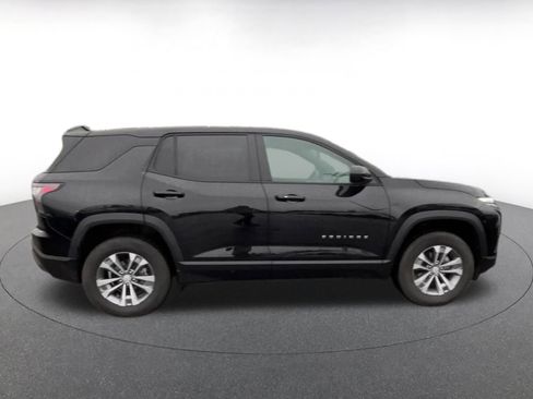 Used 2025 Chevrolet Equinox LT image 16