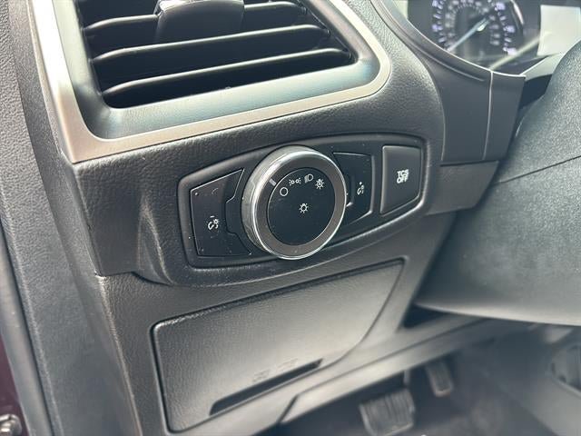 Used 2024 Ford Edge SEL AWD/4WD image 12