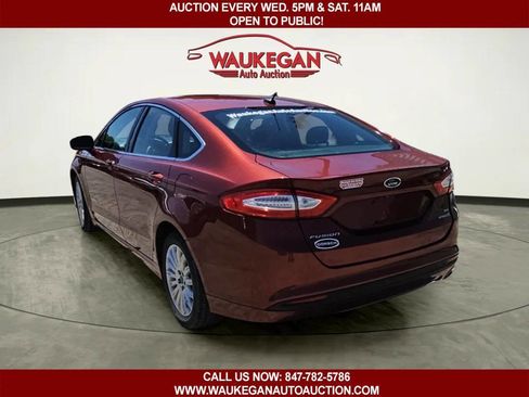 Used 2014 Ford Fusion SE w/ Equipment Group 502A FWD image 4