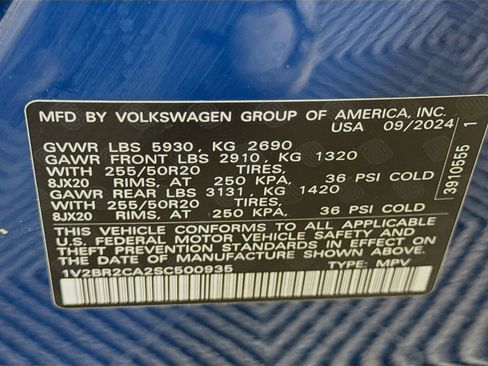 Certified 2025 Volkswagen Atlas SEL AWD/4WD image 32