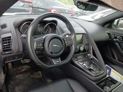 Used 2016 Jaguar F-TYPE R AWD/4WD image 3
