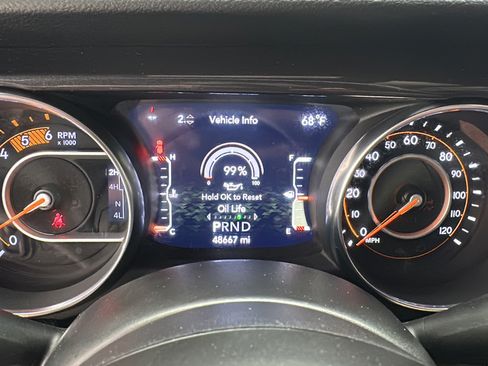 Used 2021 Jeep Wrangler Unlimited Sport AWD/4WD image 16