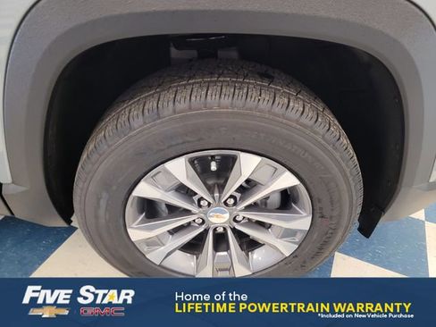 New 2026 Chevrolet Equinox LT FWD image 18