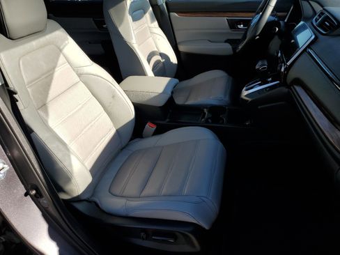 Used 2018 Honda CR-V Touring image 10