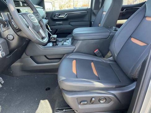 New 2026 GMC Sierra 1500 AT4 w/ AT4 Premium Package image 18