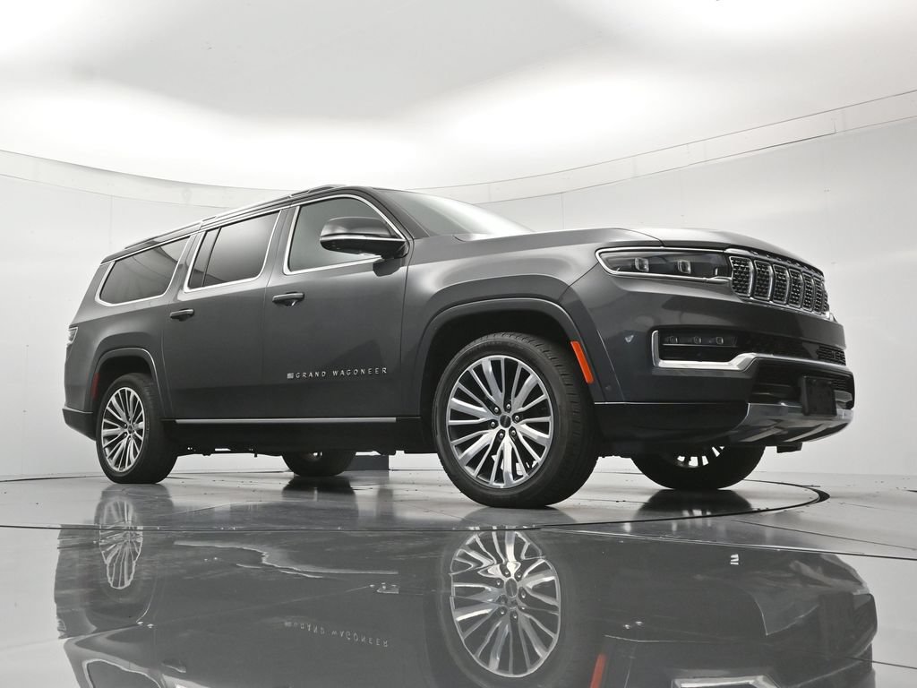 Used 2024 Jeep Grand Wagoneer L Series III AWD/4WD image 42