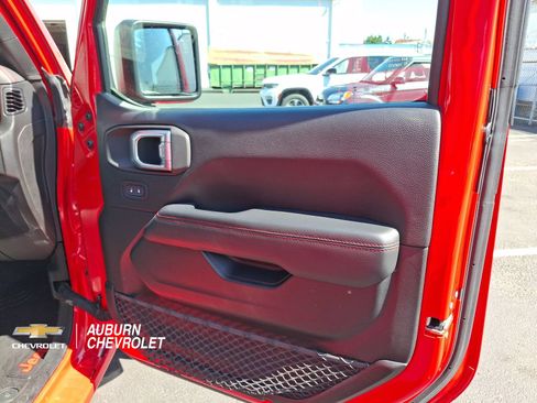Used 2020 Jeep Gladiator Rubicon AWD/4WD image 21