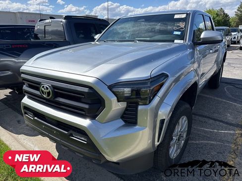 Used 2024 Toyota Tacoma SR5 image 19