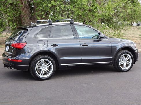 Used 2017 Audi Q5 2.0T Premium Plus w/ Technology Package AWD/4WD image 4