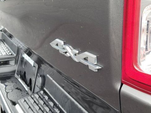Used 2020 RAM 1500 Big Horn AWD/4WD image 25