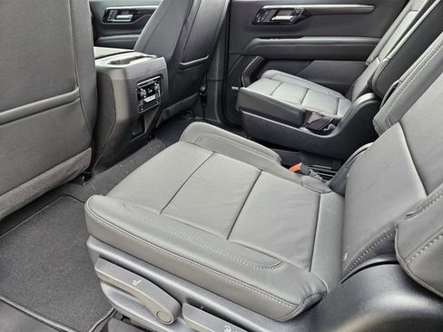 New 2026 Chevrolet Suburban Z71 w/ Comfort Package AWD/4WD image 21