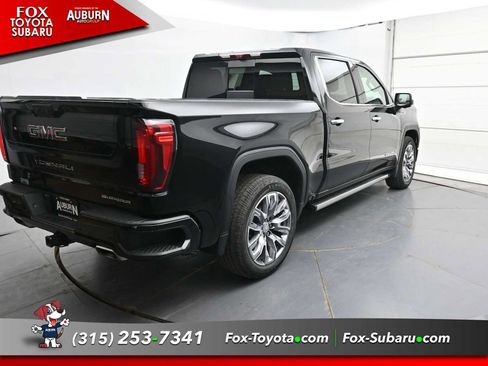 Used 2023 GMC Sierra 1500 Denali w/ Denali Reserve Package AWD/4WD image 17