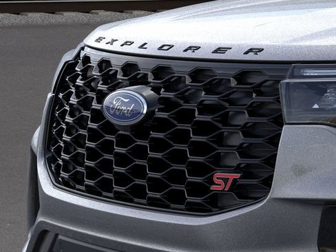New 2026 Ford Explorer ST image 40