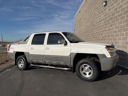Used 2002 Chevrolet Avalanche 4x4 w/ Off-Road Suspension Pkg