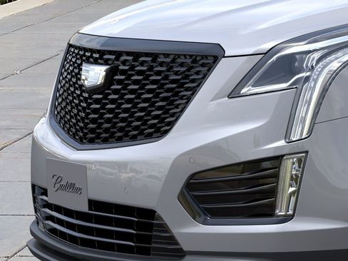 Used 2026 Cadillac XT5 Luxury w/ LPO, ONYX Package AWD/4WD image 13