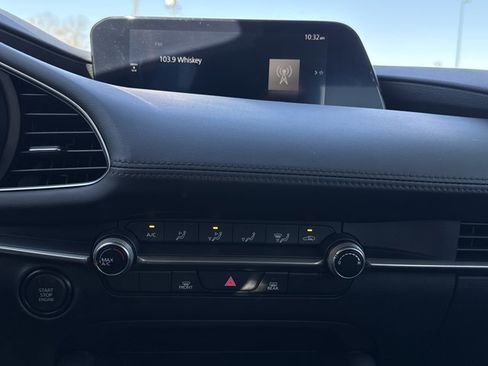 Used 2025 MAZDA MAZDA3 s image 14