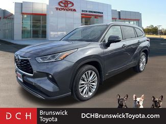 Used 2025 Toyota Highlander Platinum 360° Tour