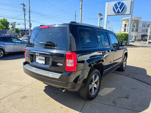Used 2016 Jeep Patriot High Altitude AWD/4WD image 5
