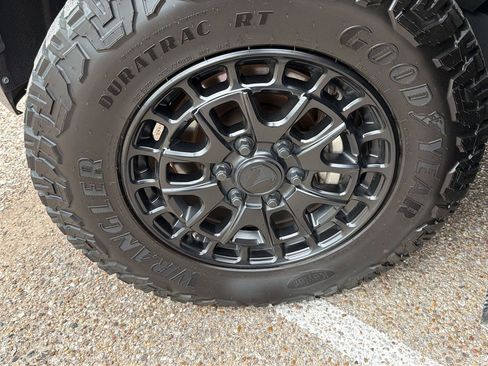 Used 2025 Toyota Tundra SR5 RWD image 10