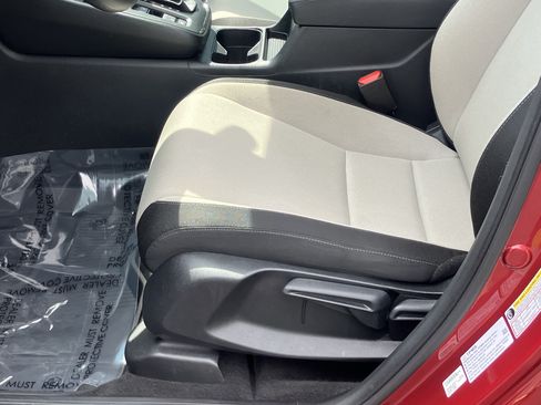 Certified 2025 Honda CR-V LX image 17