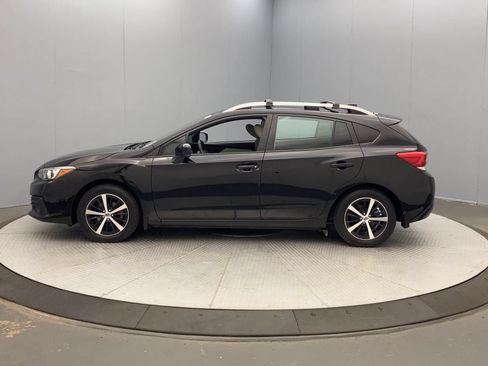 Used 2020 Subaru Impreza 2.0i Premium AWD/4WD image 2