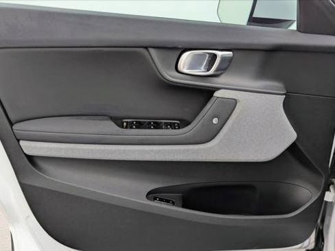 Used 2022 Polestar Polestar 2 w/ Plus Package AWD/4WD image 12