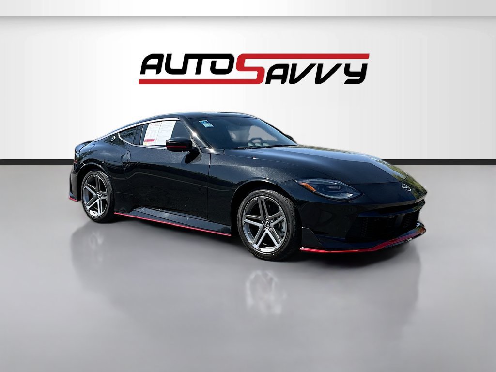 Used 2025 Nissan Z NISMO w/ Floor Mat Package RWD image 1