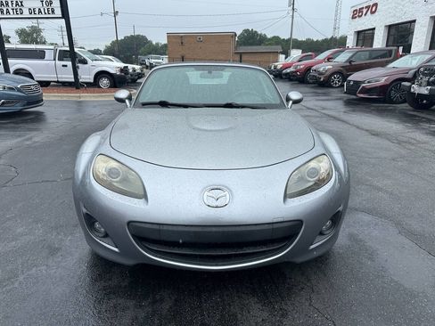 Used 2009 MAZDA MX-5 Miata Sport w/ Convenience Pkg RWD image 2