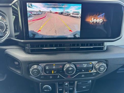 New 2026 Jeep Gladiator Sport image 31