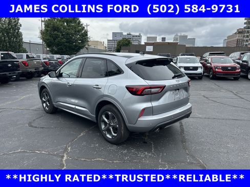 Certified 2024 Ford Escape ST-Line w/ Tech Pack #1 AWD/4WD image 6