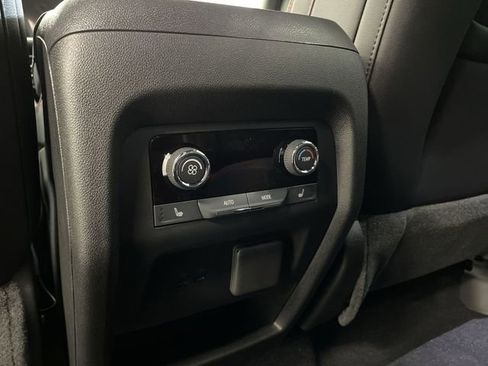 New 2026 Chevrolet Traverse RS image 24