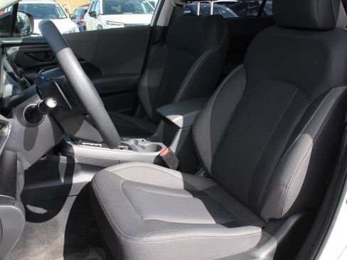 Used 2025 Subaru Crosstrek 2.0i Premium image 16