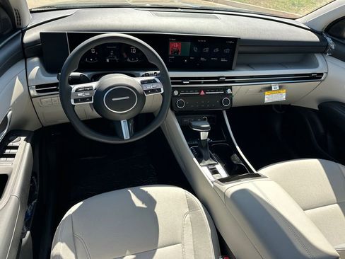 New 2026 Hyundai Tucson SEL FWD image 23