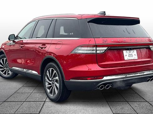 New 2026 Lincoln Aviator Premiere image 3