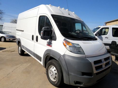 Used 2014 RAM ProMaster 1500 w/ Premium Appearance Group image 3