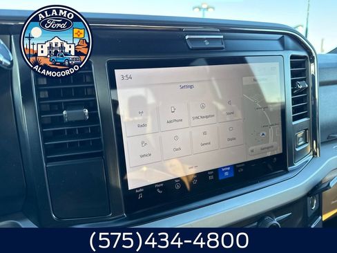 New 2026 Ford F350 4x4 Crew Cab DRW Super Duty image 8