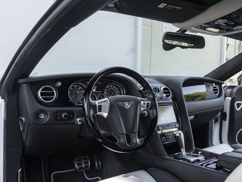Used 2015 Bentley Continental GT V8 S image 16
