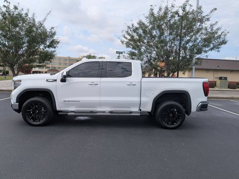 Used 2023 GMC Sierra 1500 SLT w/ SLT Premium Package RWD image 6