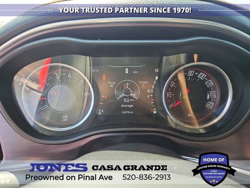 Used 2018 Dodge Challenger SXT RWD image 10